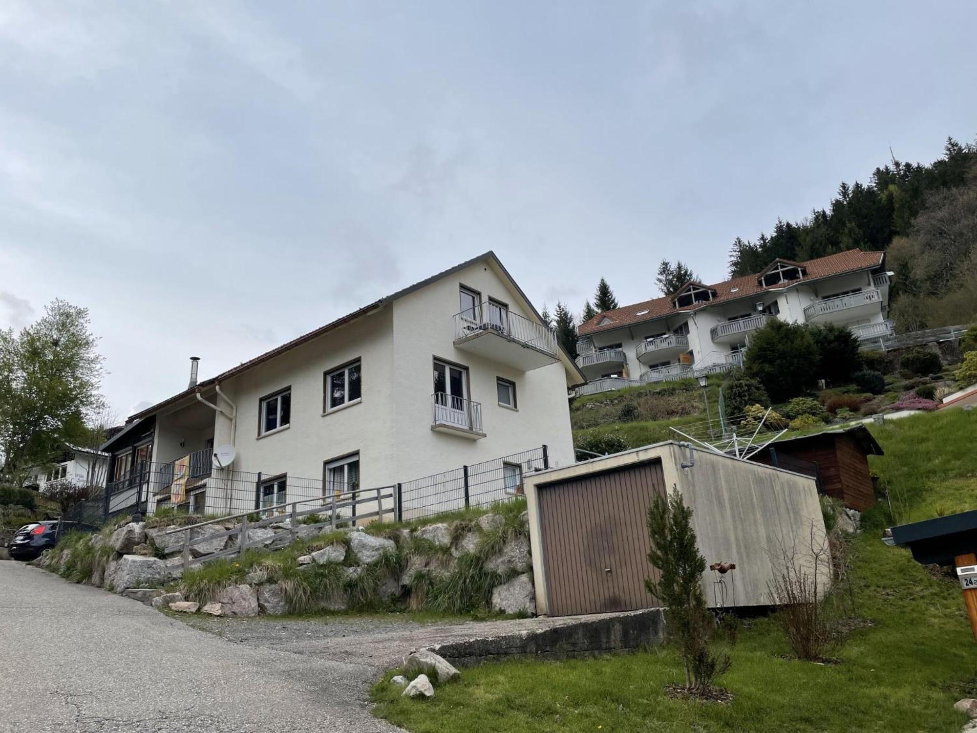 Traumferienwohnung Todtmoos - Appartment Mit Schoenem Wintergarten ภายนอก รูปภาพ